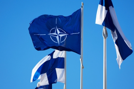 Verteidigungsbündnis / Finnland ist neues Nato-Mitglied