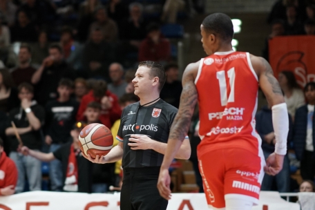 Basketball / Marc Mouton: „Wenn wir gute Schiedsrichter wollen, gilt es, junge Schiedsrichter zu schützen“