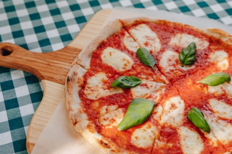 Eine Pizza darf beim Italien-Besuch natürlich nicht fehlen