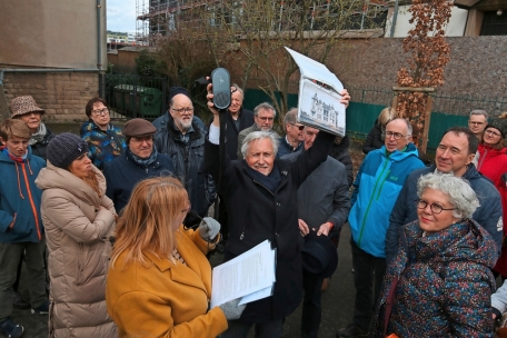 Durch die Viertel f&uuml;hrte Historiker und Stadtexperte Robert L. Philippart