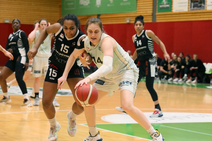 Damen LBBL / Zwei Matchbälle für Hostert