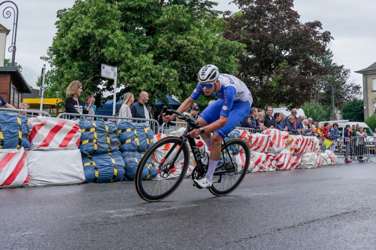 Radsport / „Wir wurden im Regen stehen gelassen“: Warum Jo Schmitz und Noé Ury nicht mehr für das Team Dauner Akkon starten