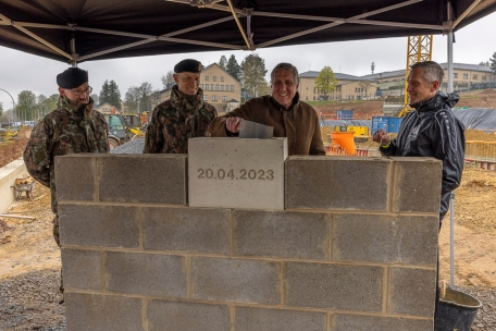 Diekirch / Grundsteinlegung am Herrenberg: „Ein hochmodernes Militärzentrum, das sich zeigen lässt“