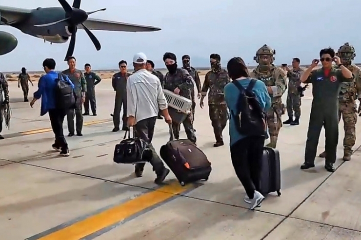 Konfliktregion / Waffenruhe im Sudan hat weitgehend Bestand – Evakuierungen laufen auf Hochtouren