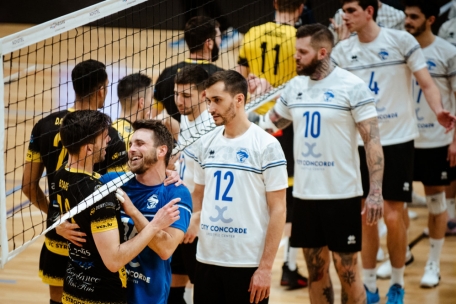 Volleyball / Der etwas andere Rückblick auf die Saison: Von Pechvögeln, Reisenden und Schimpfenden