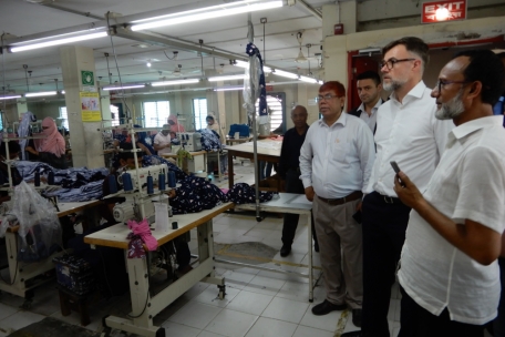 Franz Fayot in Bangladesch / Eine Botschaft für die Luxemburger Verbraucher