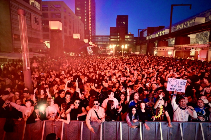 Fotogalerie / Heiße Beats unter den Hochöfen: LOA Esch läutet die Festivalsaison ein