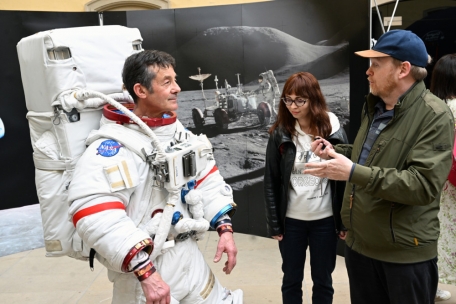Abtei Neumünster / Summer Space Festival soll die nächste Generation von Weltraumbegeisterten inspirieren