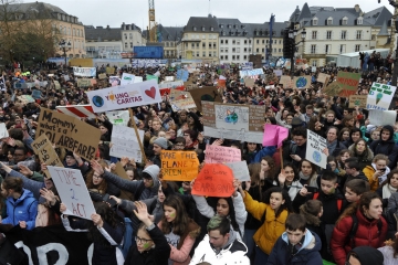 Kommentar / Action now! – Klimaschutz ist nicht nur Sache der Jugend