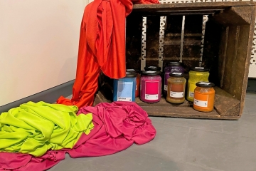 Esch/Sauer / Ein „Escape Room“ sensibilisiert für Probleme in der Textilindustrie