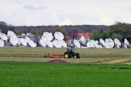 Blick auf den Antennen-Park am Standort Betzdorf