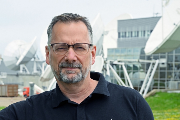 Interview mit Geschäftsführer Steve Collar / „Ohne Luxemburger Regierung würde es die SES nicht geben“