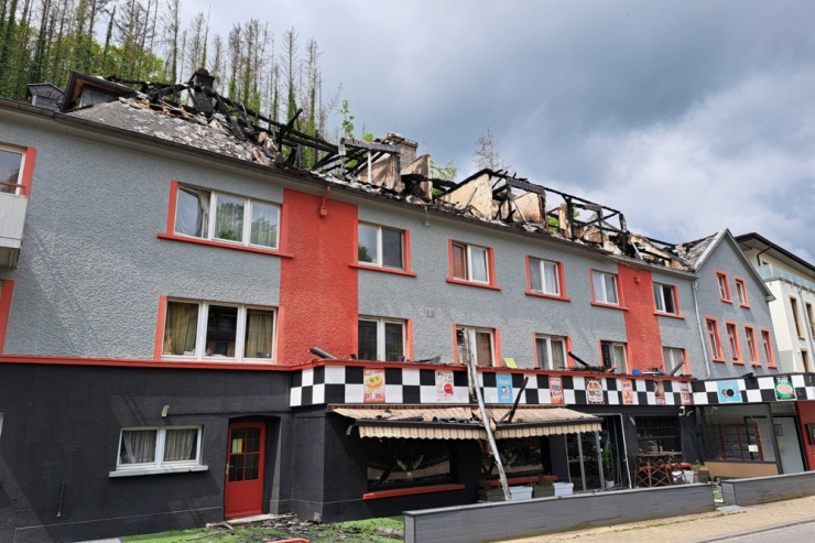Großbrand in Grundhof / 41-Jähriger wegen Brandstiftung angeklagt