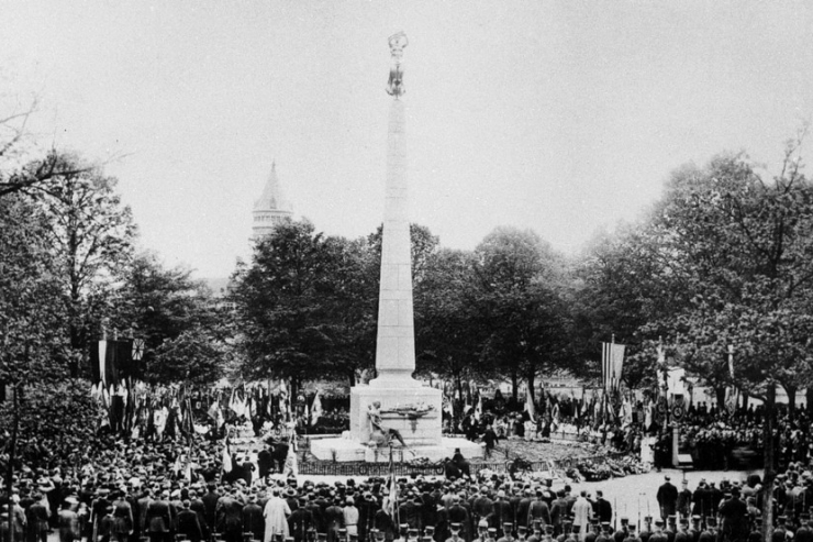 Geliebt, geschasst und fast vergessen / „Gëlle Fra“: Ein umstrittenes Monument wird 100