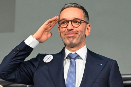 Österreich / Salzburger Koalition mit Rechtspopulisten als Vorspiel für Neuauflage in Wien?