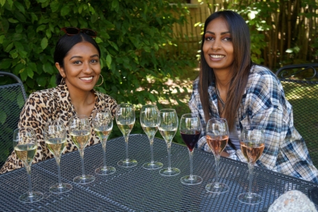 Wine Taste Enjoy / Leere Weingläser erzählen die schönsten Geschichten