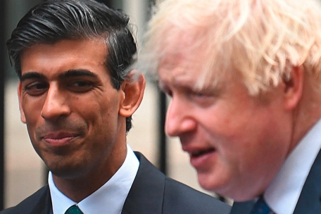 Rishi Sunak verweigert mit dem Hinweis auf die Privatsph&auml;re von seinem Vorg&auml;nger Boris Johnson der unabh&auml;ngigen Covid-Untersuchungskommission die Herausgabe von Kurznachrichten