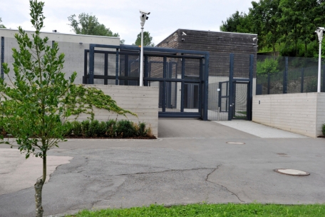 Nach Raub an Jugendlichem / Geschlossene Abteilung in Dreiborn überlastet: Täter-Trio kommt nur in offene Unterbringung