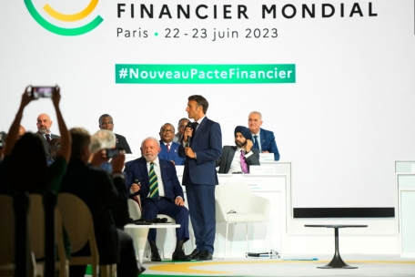 Paris / Le sommet „pour un nouveau pacte financier mondial“ a permis quelques progrès