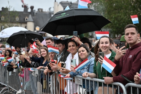 Nationalfeiertag / „Vive Lëtzebuerg, vive de Grand-Duc“: Zigtausende feiern in Luxemburg