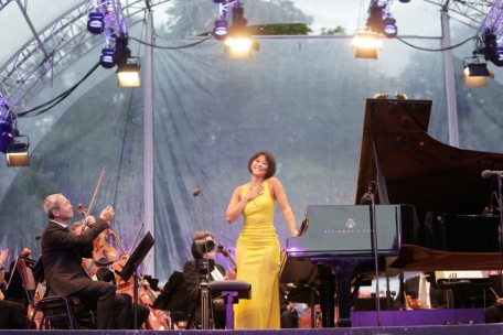 Durch die akustischen Verhältnisse kam das Phänomen Yuja Wang nur ansatzweise zur Geltung