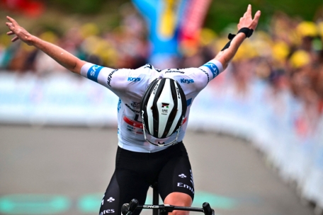 Tour de France / „Große Schlacht bis zum Ende“: Pogacar gewinnt 6. Etappe und schlägt gegen Vingegaard zurück