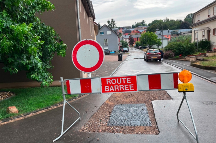 Unwetter in Luxemburg / 25 Liter Regen in 20 Minuten und blockierte Straßen