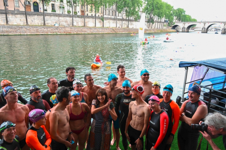 Frankreich / Paris will ab 2025 Schwimmen in der Seine erlauben