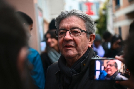 France / Le soutien de Mélenchon aux émeutiers tend à diviser la Nupes