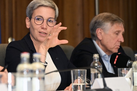 Kulturministerin Sam Tanson und François Bausch, Minister für öffentliche Bauten, bei der Pressekonferenz am Montag