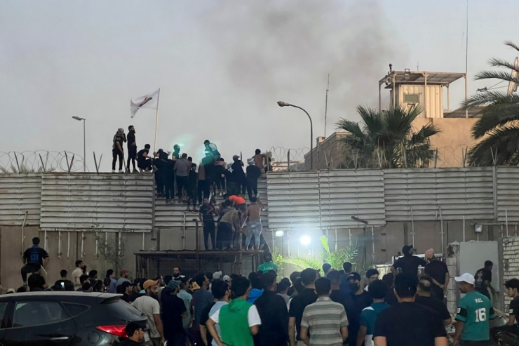 Irak / Wegen angekündigter Koranverbrennung: Demonstranten stürmen schwedische Botschaft und legen Feuer