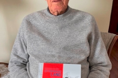 Léon Moyen mit dem 2022 erschienen Buch „D’Koreaner aus dem Lëtzebuerger Land“