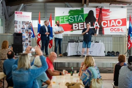 Festa Bella Ciao / Ein Fest mit Nudelbüffet gegen rechts