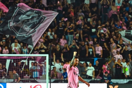 Fußball / „Er ist kein Mensch“: Messi mit Traumdebüt in der MLS