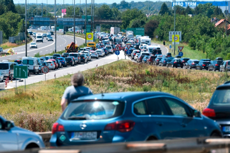 Balkan / Und jährlich grüßt der Superstau am letzten Juli-Wochenende