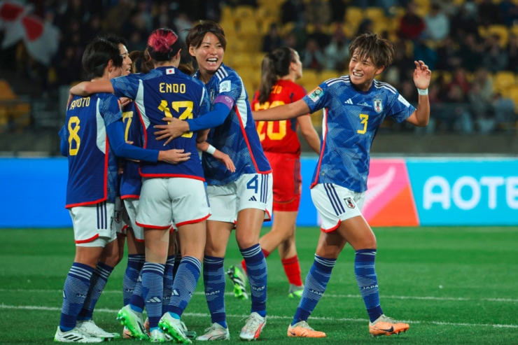 Frauen-WM / Japan schlägt Spanien 4:0, auch Nigeria weiter