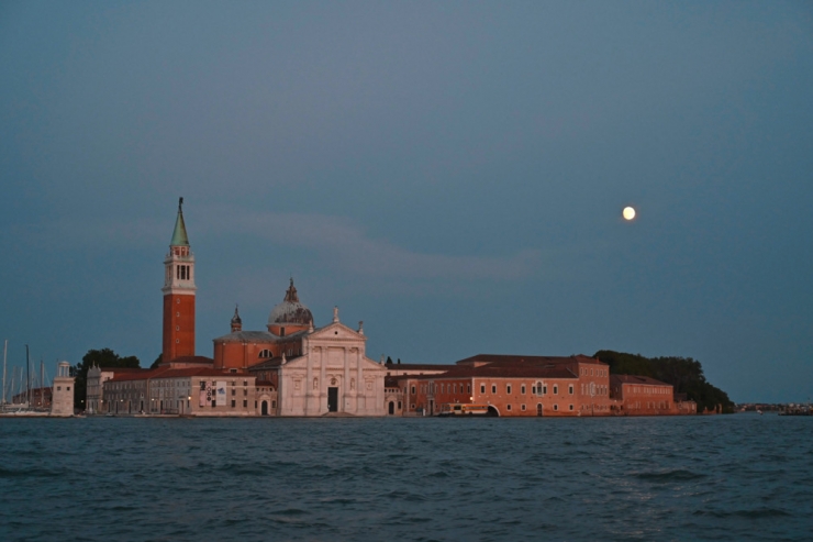 Italien / „Irreversible“ Schäden durch Massentourismus und Klimawandel