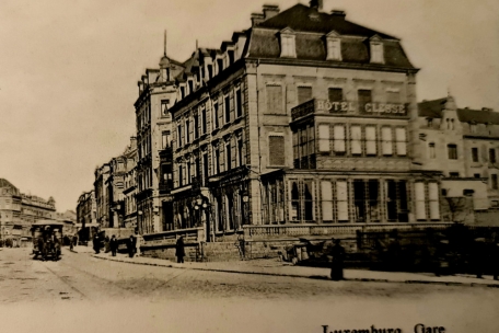 Luxemburg-Stadt / Ein Stadtteil im stetigen Wandel der Zeit: die Geschichte des Bahnhofsviertels