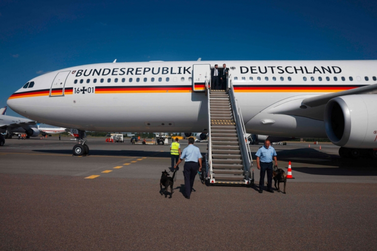 Deutschland / Landeklappen und andere Debakel: Die Pannenserie bei der Flugbereitschaft der Luftwaffe