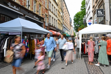 Stater Braderie am 4. September / Schnäppchenjagd in Volksfestatmosphäre