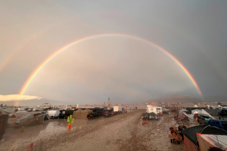 USA / Regengüsse sorgen für Chaos bei „Burning Man“-Festival in Wüste Nevadas