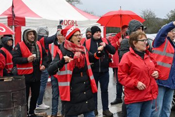 Arbeit / Weiter kampfbereit: Neunter Streiktag bei Ampacet in Düdelingen