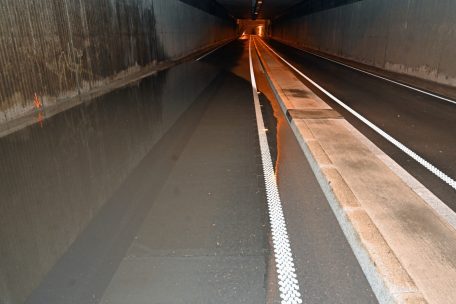 Wasser im Tunnel Kirchberg