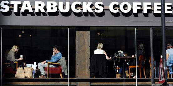 Starbucks schluckt Teefirma