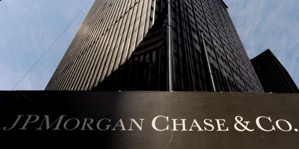 Bei JPMorgan rollen erste Köpfe