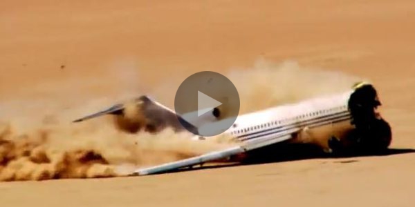 Forscher lassen Flugzeug abstürzen