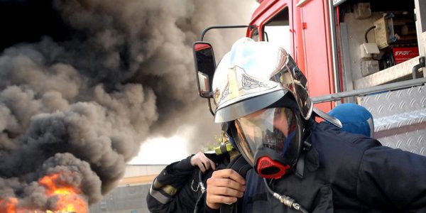 Geräteschuppen in Brand