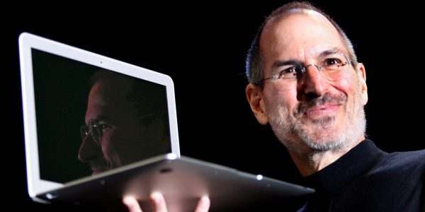 Viele Prominenz bei Trauerfeier für Steve Jobs