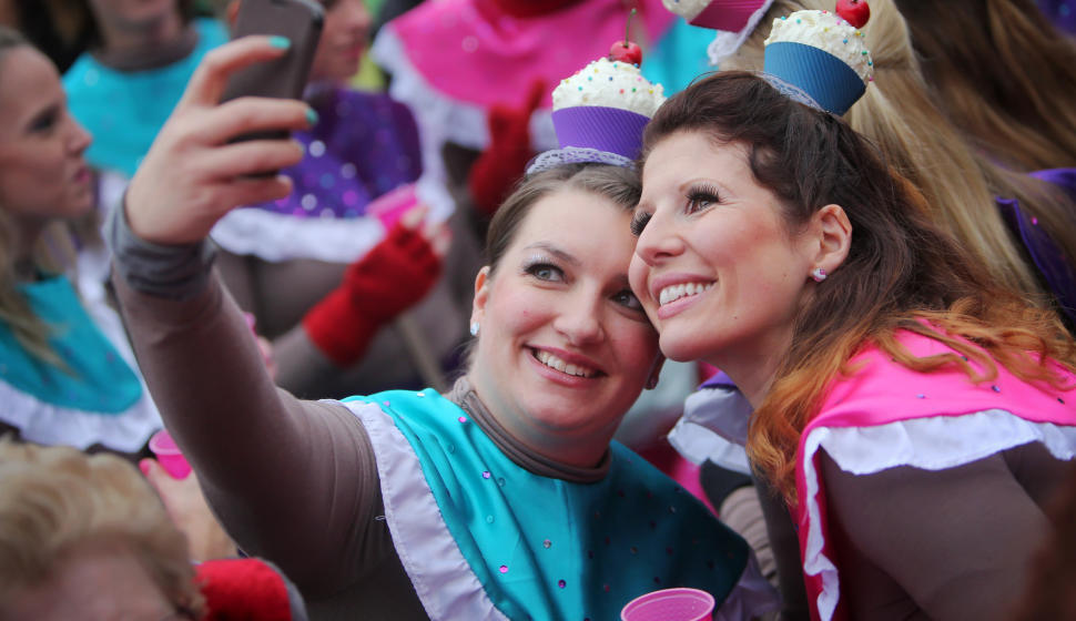 Weiberfastnacht am Donnerstag