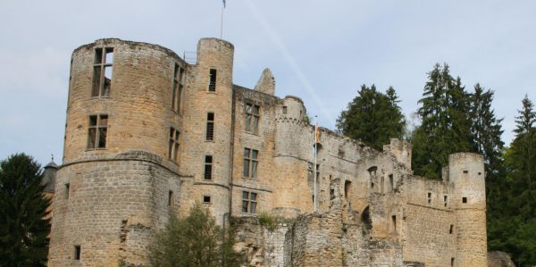 Der Tote vor der Burg